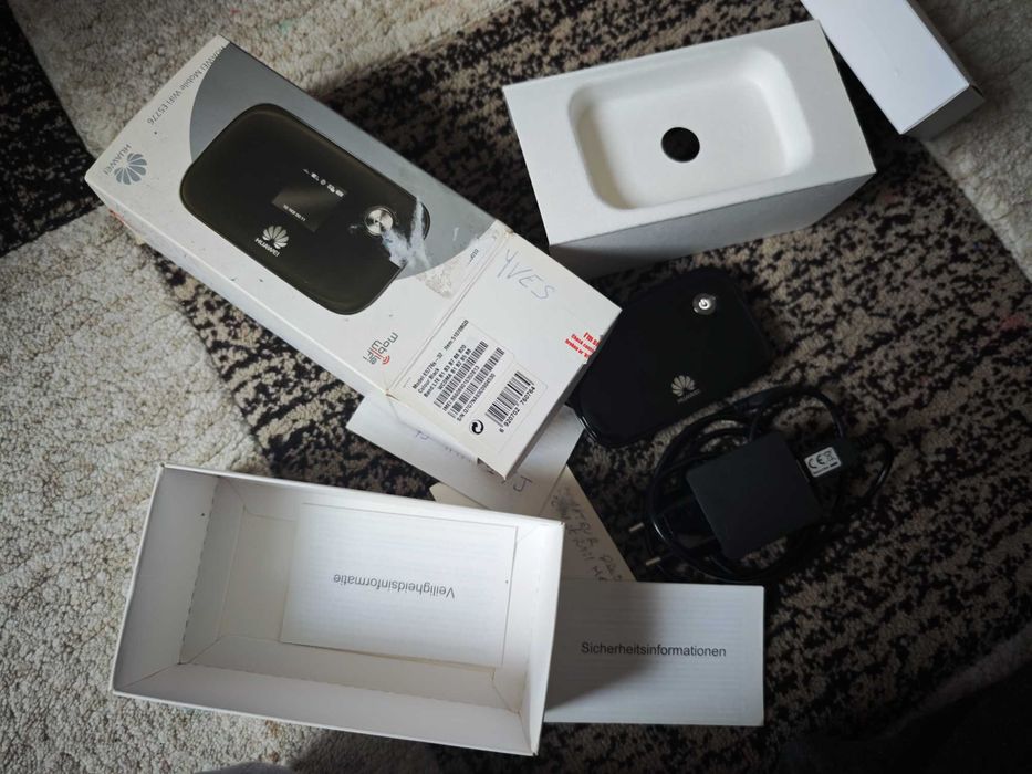 Router wireless portabil Huawei E5776s-32, 4G LTE, Hotspot, mini sim