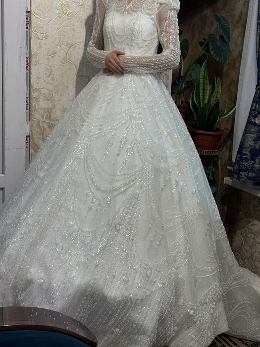 Свадебное платье