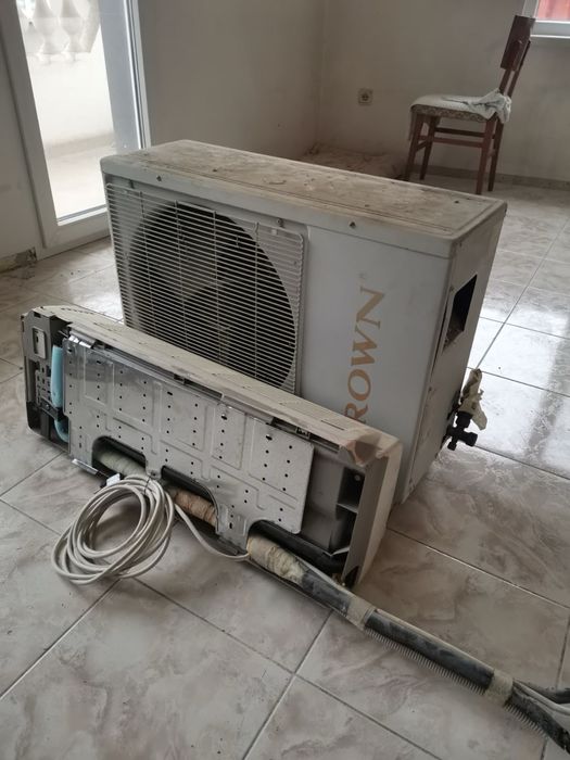 Климатик crown 9ка