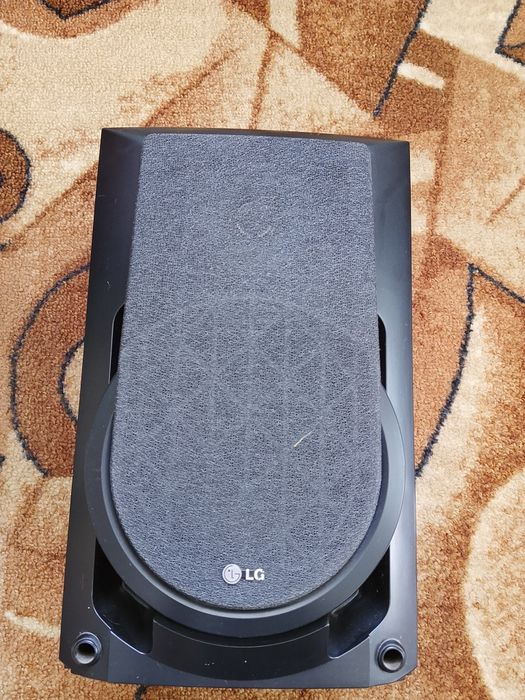 Колонки 2шт LG работают обе