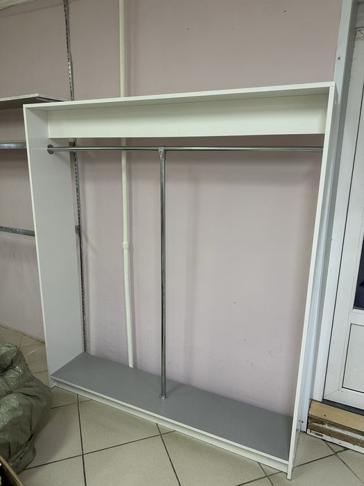 Стойка торговая для одежды