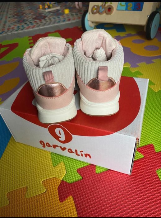 Ghete water rezistant Garvalin marimea 23