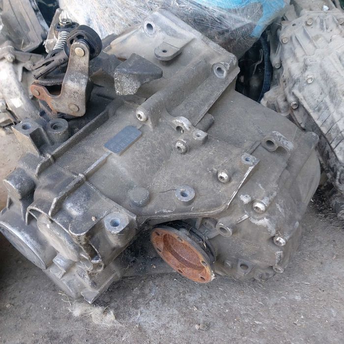 6-ст Шест Степенна скоростна кутия