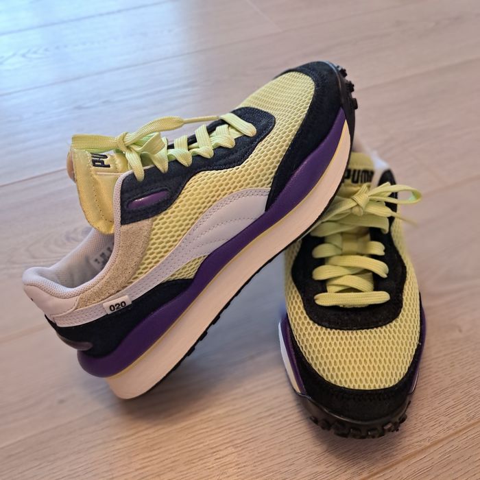 Adidasi Nike mar37