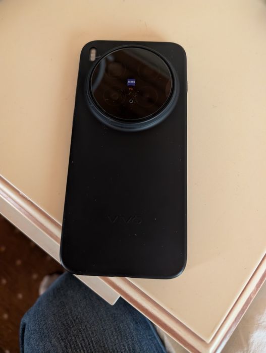 Vivo x300 pro глобал на гарантии