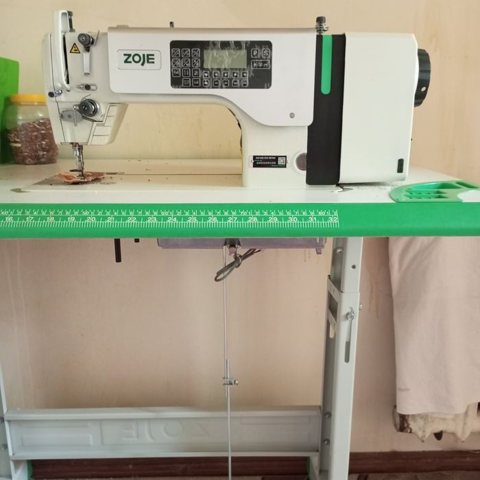 Швейная машинка (новая) Zoji
