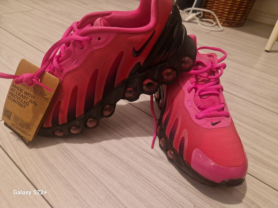 Adidasi nike originali Dn8