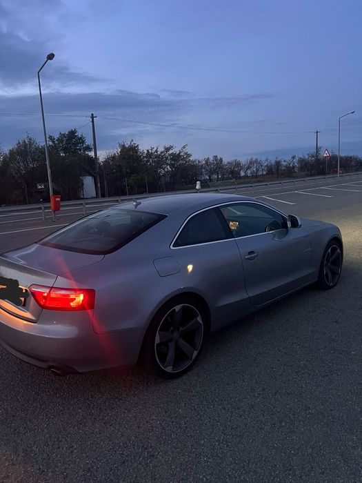 Audi a5 2010 2.7 tdi 190 cp