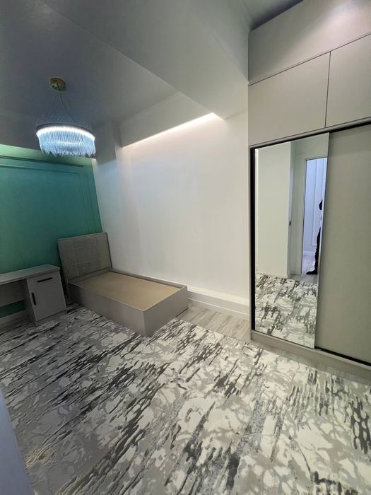 Uy sotiladi 3x xonali!!!