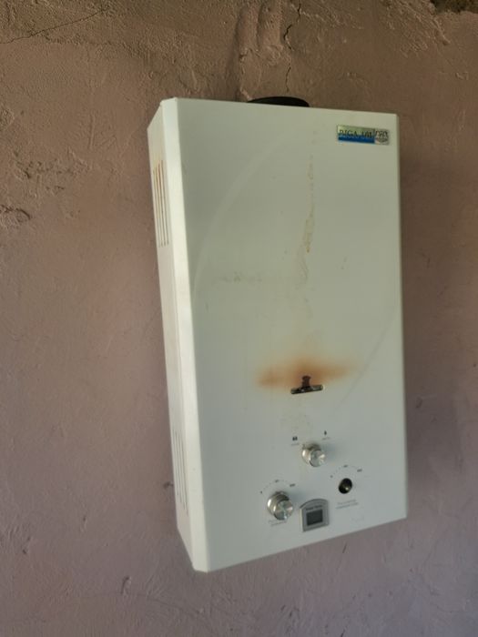 Срочно продам газовый калонка Рига 10литр