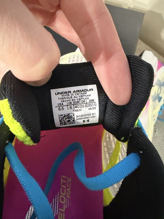 Маратонки Under Armour Velociti Pace