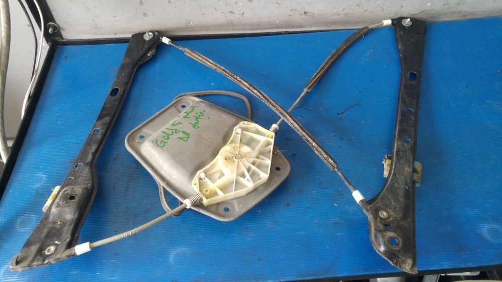 macara usa dreapta fata vw golf 5 plus 1k5837462r