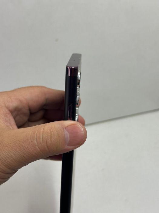 Продам Samsung S22 Ultra 128г