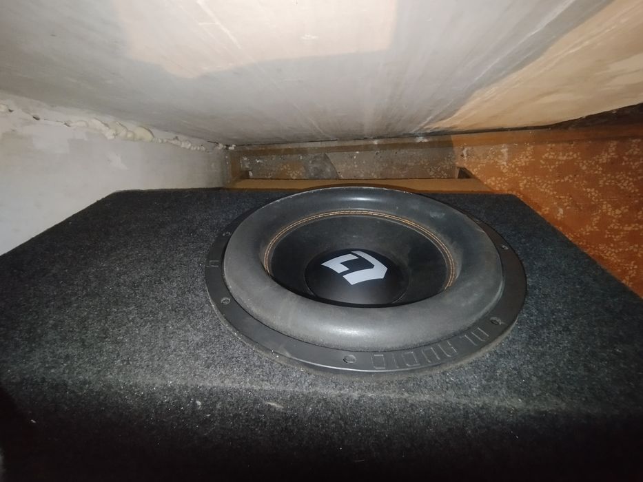 Продам колонки апокалипсис и сабвуфер