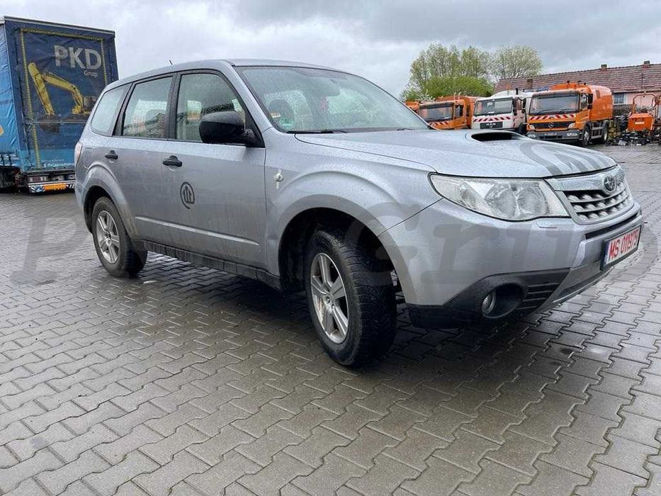 Autoturism Subaru Forester 2.0, 2 bucati pe stoc