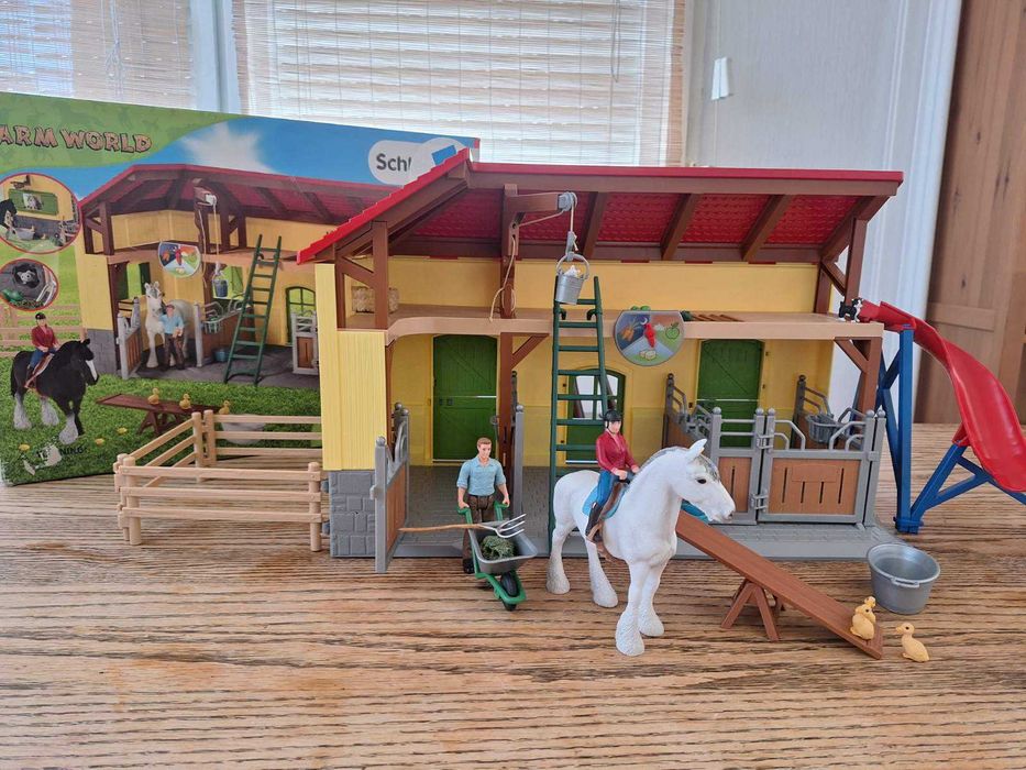 Шлайх ферма за коне/ Shleich Farm World