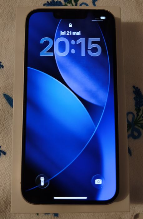 iPhone 13 Silver