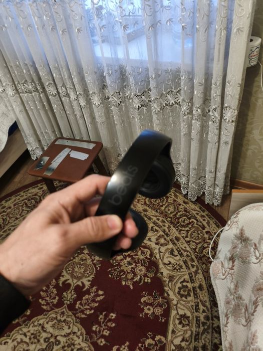 Продам наушники Beats 3 serrii