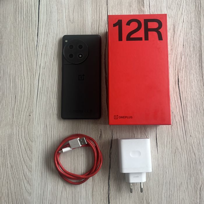 telefon one plus 12r