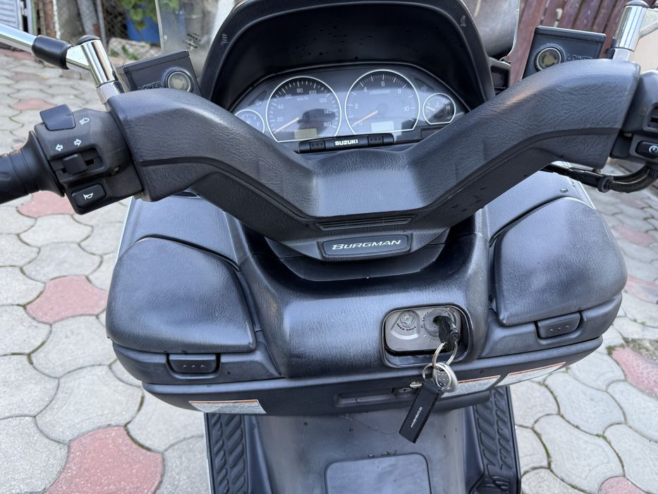 Suzuki Burgman 400 A2