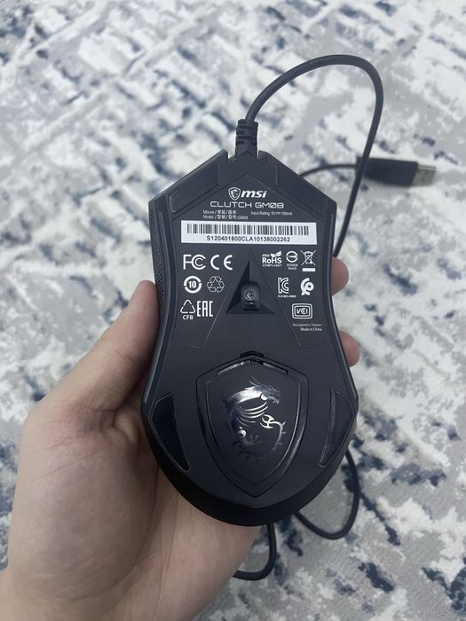 Игровая мышь msi clutch GM08
