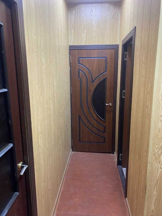 2 Xonali Kvartira sotiladi