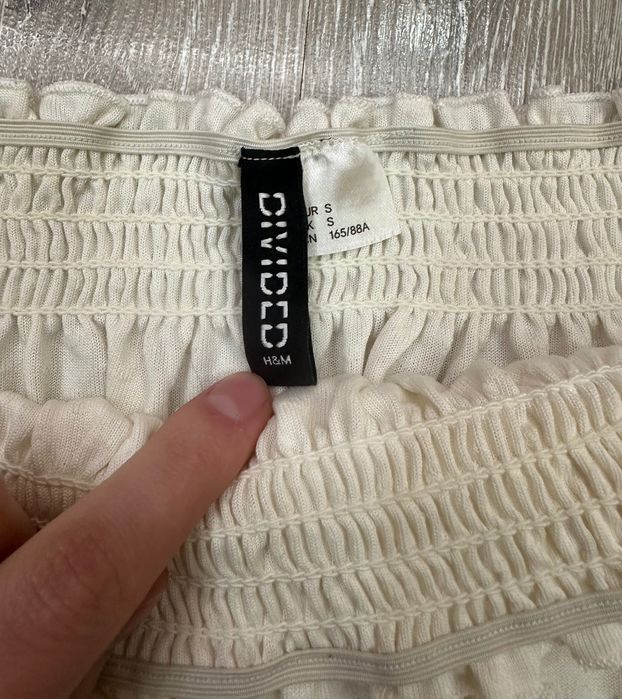 Укороченная блузка-топ