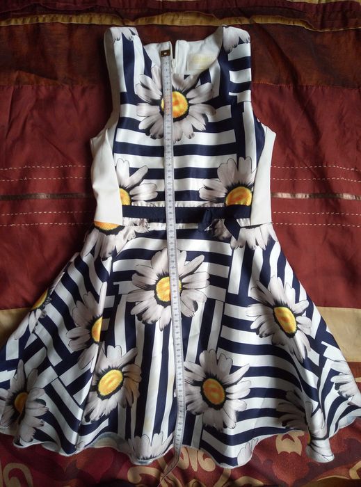 Детска рокля на Контраст размер 140