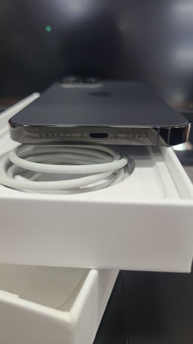 iPhone 14 Pro Max sim e-sim uzimeidan o'tgan