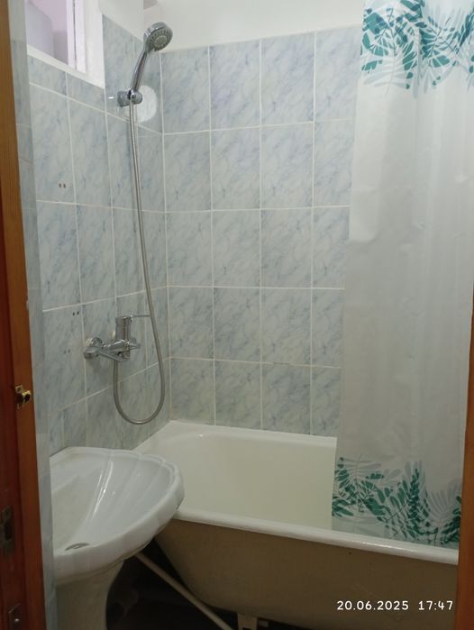 3 комнатная - 6 школа !