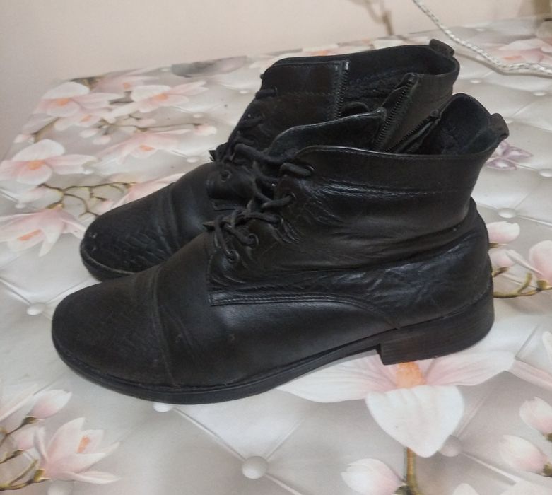 Ботинки женские, кожаные, утеплённые,41размер,120000сум.б/у