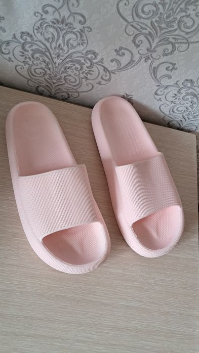 Шлепки резиновые