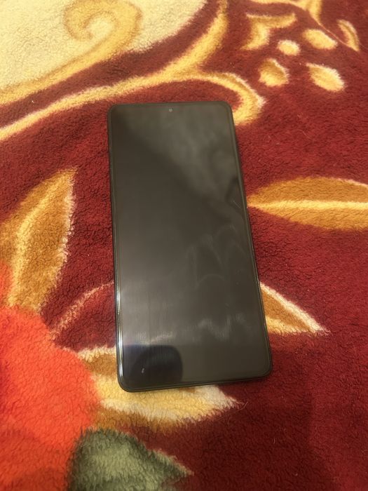 Редми 12 про +  в отдичном состоянии