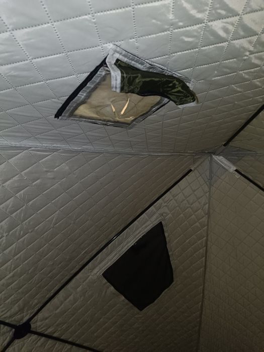 Палатка для рыбалки и отдыха