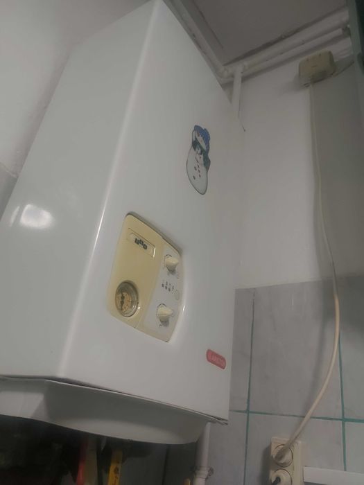 Vind centrala Ariston uno