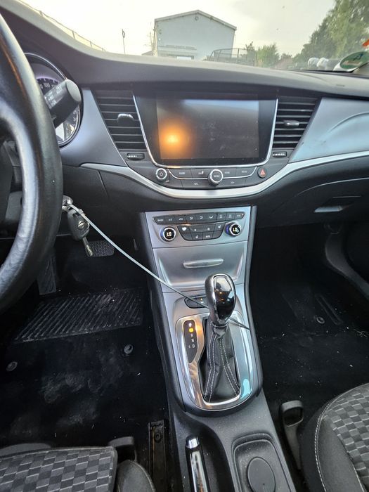 Opel Astra K 2018 Automata. Avariata