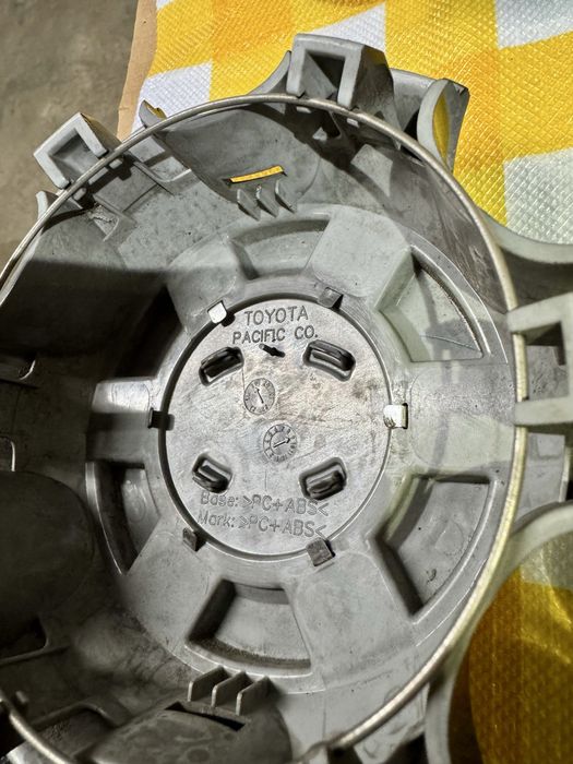 Колпаки колпачки на диски 4Runner