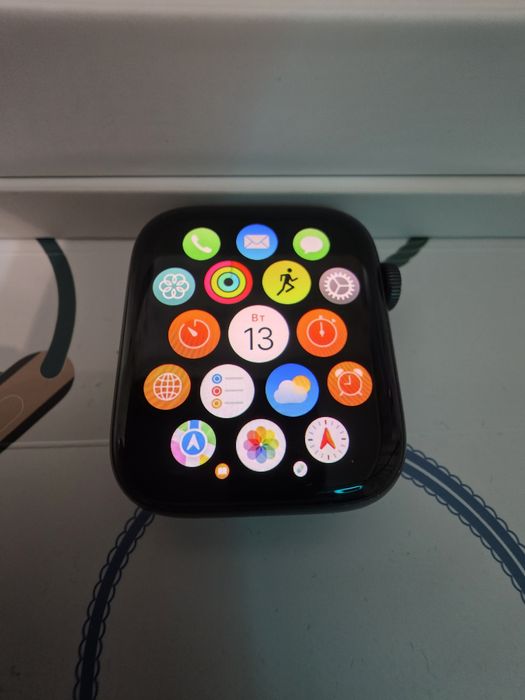 Apple Watch SE 1 (44mm)