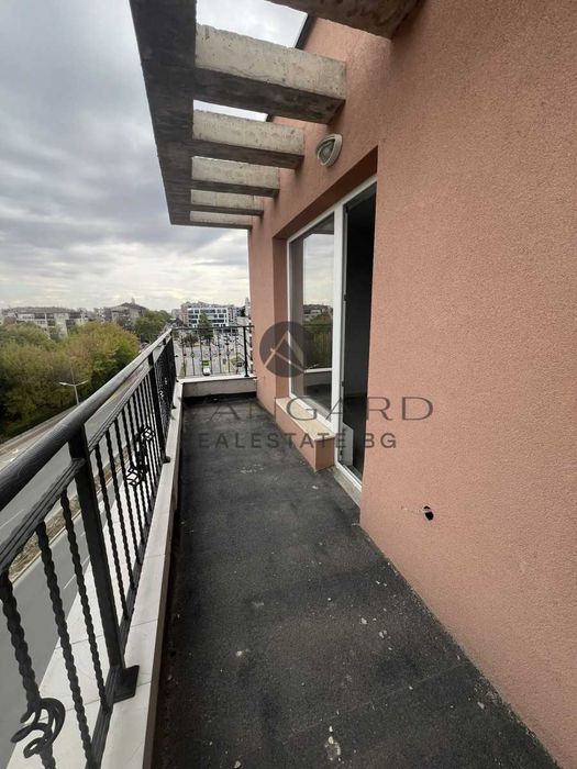 Продава се Тристаен апартамент в Пловдив, Кючук Париж - 91 кв.м за 1359 €/кв.м - Снимка #8