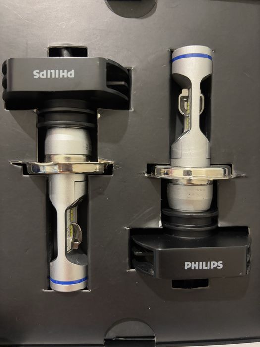 Светодиодные лампы Philips б/у