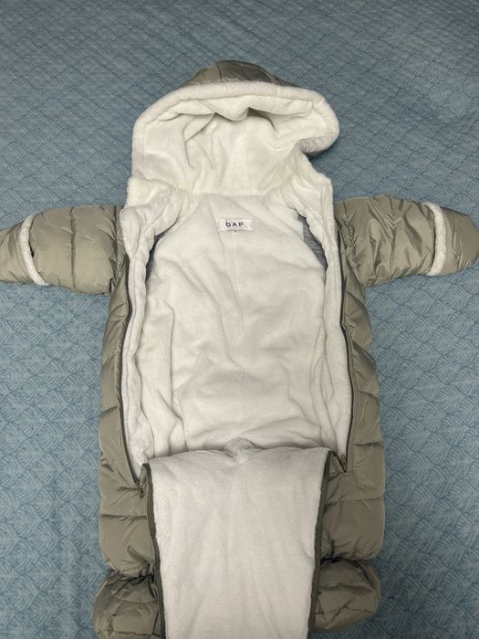 Продам комбинезон зимний