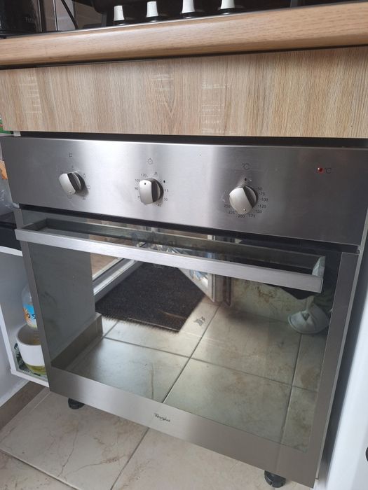 cuptor whirlpool: usa sau tot cuptorul