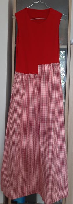 Дамска рокля - остана само в ЧЕРВЕНО