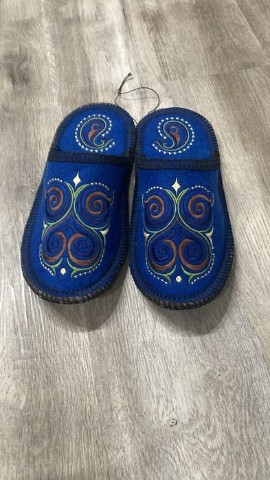 Войлочные тапочки