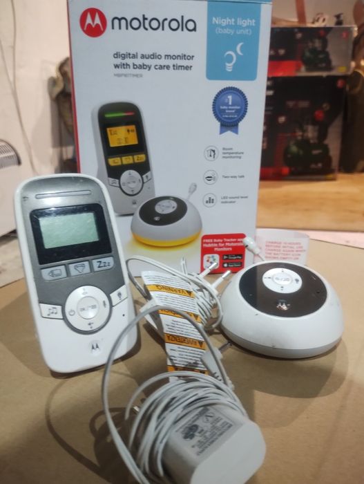 Бебефон Motorola