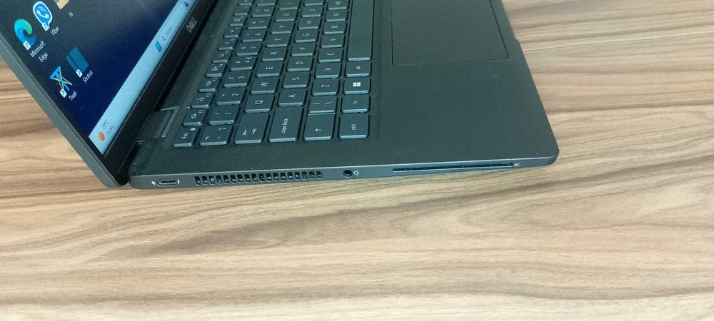 Dell Latitude 7420