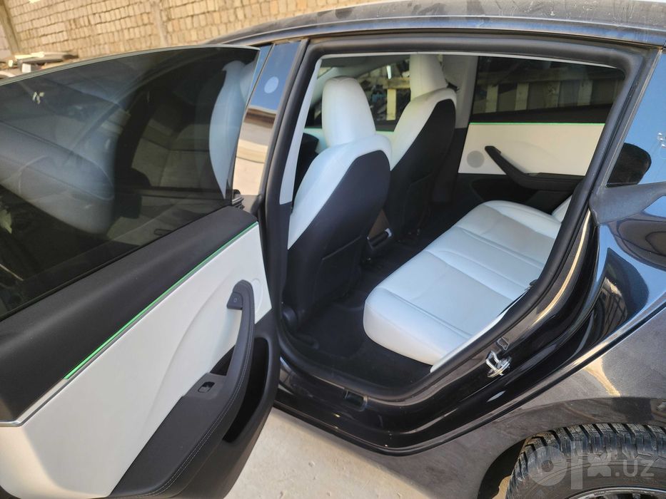 tesla model 3 Highland
