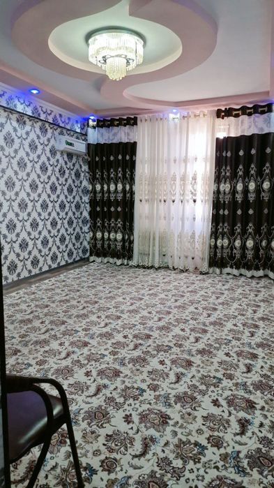 12-77-xx 3-xonali uy sotiladi