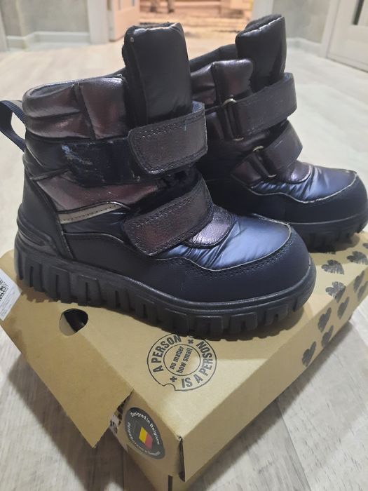 Обувь на девочку  Зима!