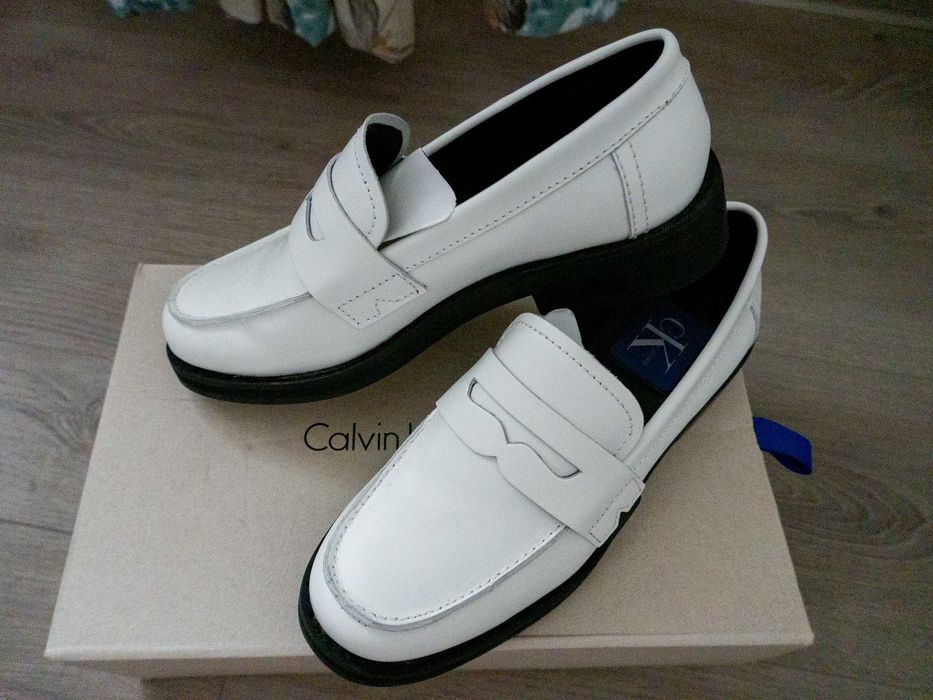 Vand papuci albi CK, femei, marimea 35